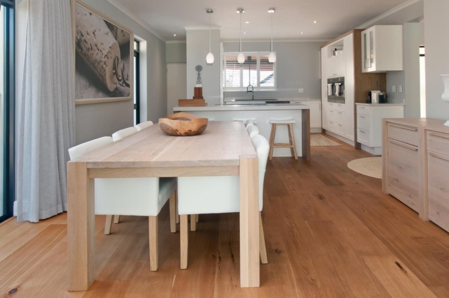 To Let 3 Bedroom Property for Rent in Arabella Western Cape